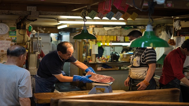 “ตลาดปลาซึกิจิ” (Tsukiji Fish Market 2