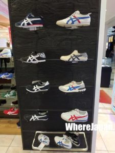 โอนิซึกะ ไทเกอร์ onitsuka-tiger-shoe-kansai-osaka-japan-airport
